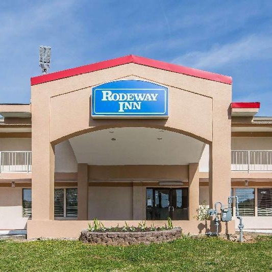 Rodeway Inn & Suites Thumbnail