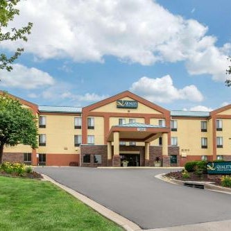Quality Inn & Suites Lenexa Kansas City Thumbnail