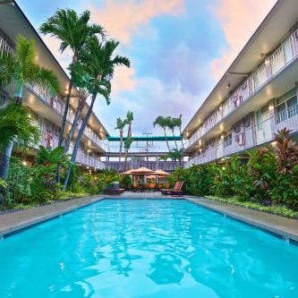 Pacific Marina Inn Airport Thumbnail