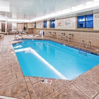 AmericInn by Wyndham Omaha Thumbnail