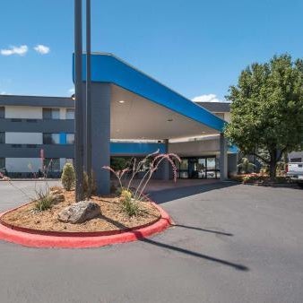 Clarion Pointe OKC Airport Thumbnail