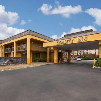 Quality Inn Airport - Southeast Thumbnail