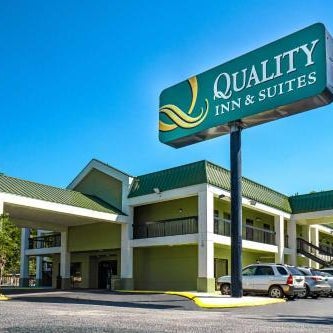 Quality Inn & Suites Near Six Flags - Austell Thumbnail