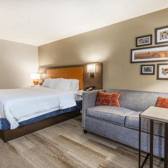 Hampton Inn By Hilton Cedar Rapids Thumbnail