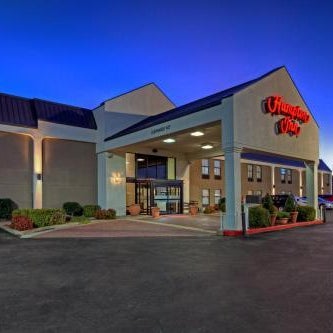 Hampton Inn By Hilton Russellville Thumbnail