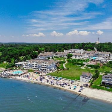 Water's Edge Resort & Spa Thumbnail