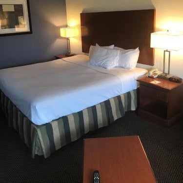 Days Inn & Suites by Wyndham Mobile Thumbnail