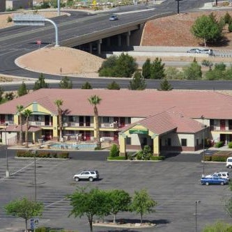 Americas Best Inn & Suites Saint George Thumbnail