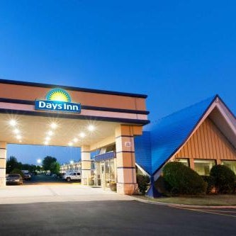 Days Inn by Wyndham Norman Thumbnail