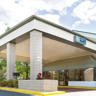 Days Inn by Wyndham Galleria-Birmingham Thumbnail