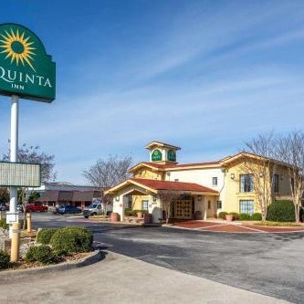 La Quinta Inn & Suites by Wyndham Huntsville Research Park Thumbnail