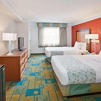 Norwood Inn & Suites  Merrillville Thumbnail