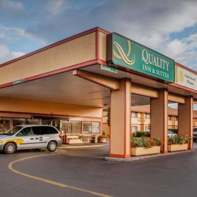 Quality Inn & Suites Medford Airport Thumbnail
