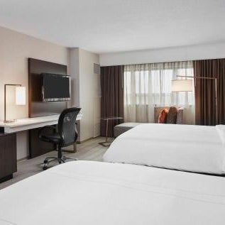 Teaneck Marriott At Glenpointe Thumbnail