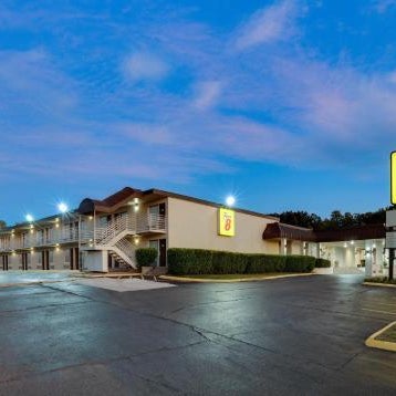 Super 8 by Wyndham Fort Smith Thumbnail
