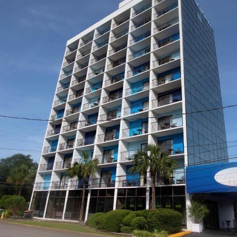 Aqua Beach Inn Thumbnail