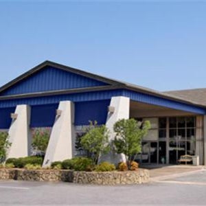 River Valley Inn and Suites By Belvilla Thumbnail