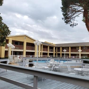 Days Inn by Wyndham Lawton Thumbnail
