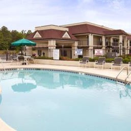 Executive Inn Ridgeway I-77