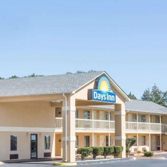 Days Inn by Wyndham Royston Thumbnail