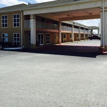 Days Inn by Wyndham Donalsonville Thumbnail