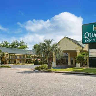 Quality Inn & Suites Near Lake Eufaula Thumbnail