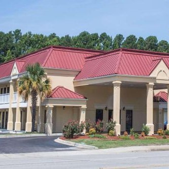 Days Inn by Wyndham Dillon Thumbnail