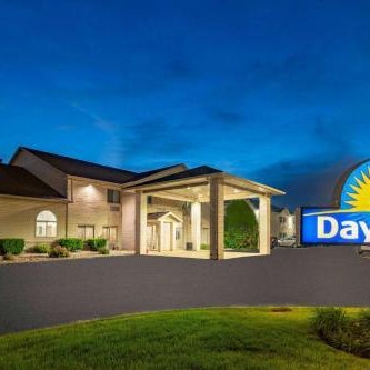 Days Inn by Wyndham Racine/Sturtevant Thumbnail
