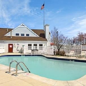 Hawthorn Extended Stay by Wyndham Fort Wayne Thumbnail