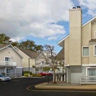 New Haven Village Suites Thumbnail