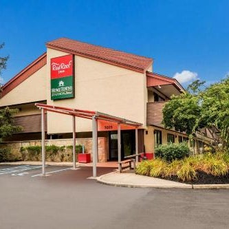 Red Roof Inn Princeton - Ewing Thumbnail