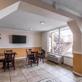 Rodeway Inn Thumbnail
