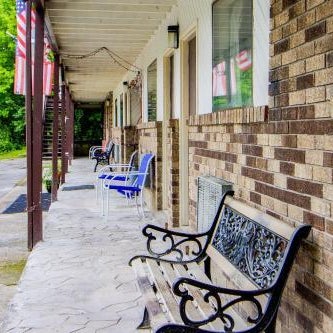 OYO Hotel Chapmanville Inn, WV - Hwy 119 Thumbnail