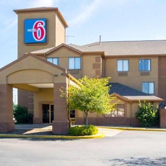 Motel 6-Indianapolis, IN - Airport Thumbnail