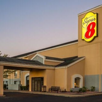 Super 8 by Wyndham Jasper Thumbnail