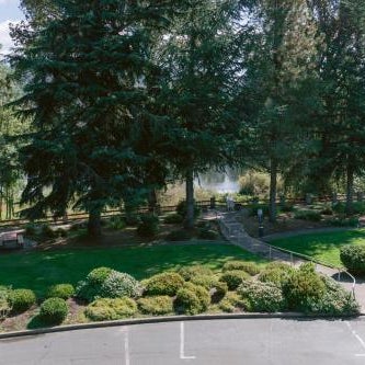 Riverfront Inn Roseburg Thumbnail