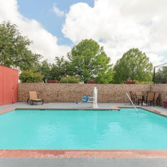 Hawthorn Extended Stay by Wyndham Richardson Thumbnail