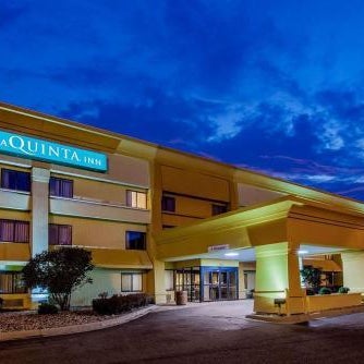 La Quinta Inn & Suites by Wyndham Detroit Southgate Thumbnail