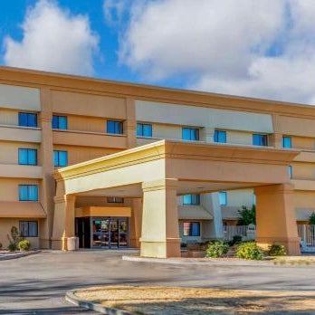 La Quinta Inn & Suites by Wyndham Las Cruces Organ Mountain Thumbnail