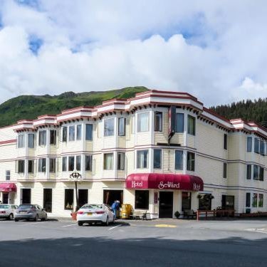 Hotel Seward Thumbnail