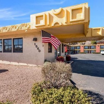 Kings House Motor Hotel Thumbnail