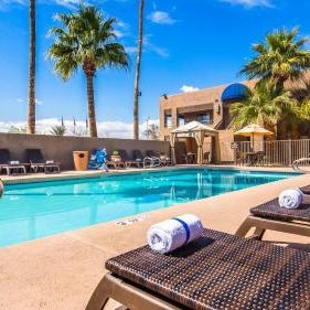 SureStay InnSuites Phoenix Hotel & Suites by Best Western Thumbnail