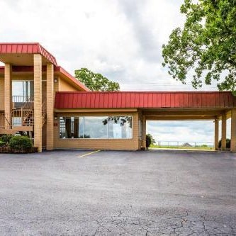 Days Inn by Wyndham Batesville AR Thumbnail