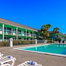 Ramada by Wyndham Savannah Gateway Thumbnail