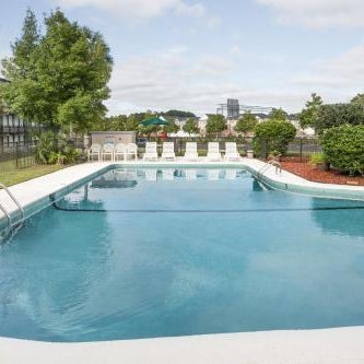 Days Inn by Wyndham Valdosta/Near Valdosta Mall Thumbnail