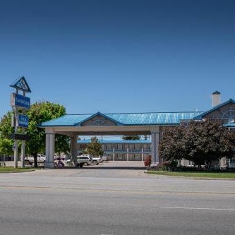 Clover Creek Inn Thumbnail