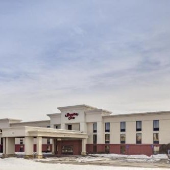 Hampton Inn By Hilton Dubuque Thumbnail