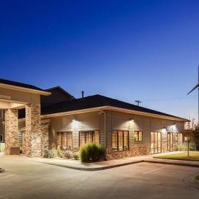 Best Western Plus Night Watchman Inn & Suites Thumbnail