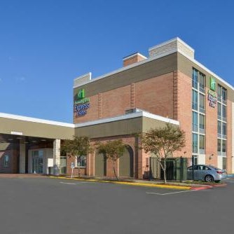 Holiday Inn Express And Suites Shreveport - Downtown By IHG Thumbnail