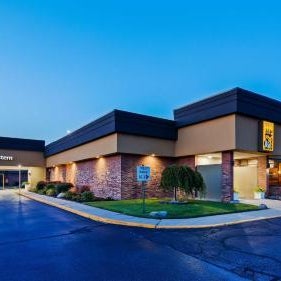 Best Western Woodhaven Inn Thumbnail